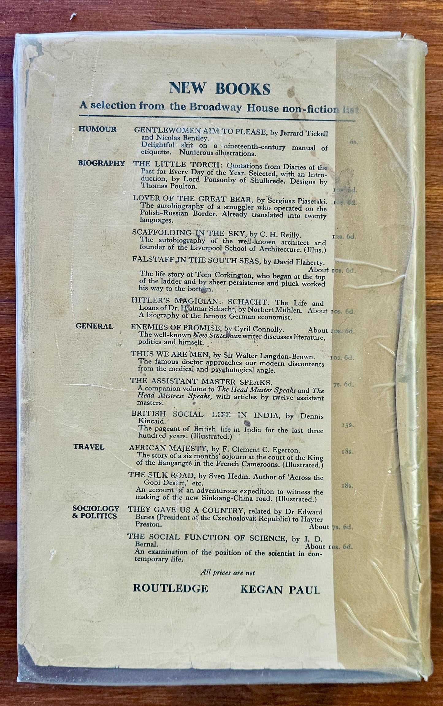 Clement F & Egerton C , African Majesty: a record of the refuge at the court of the king of Bangangté