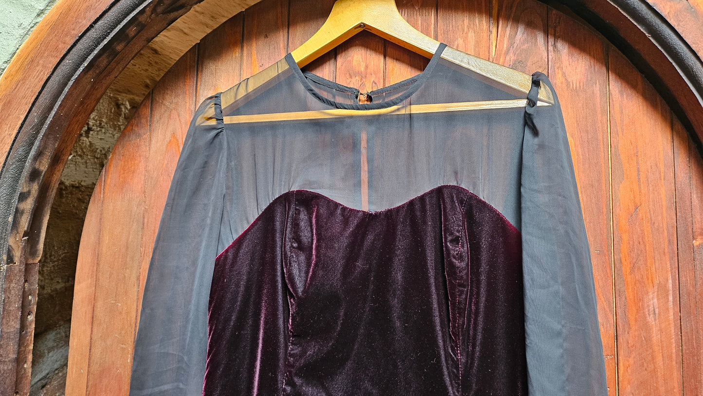 Dress reddish black velvet