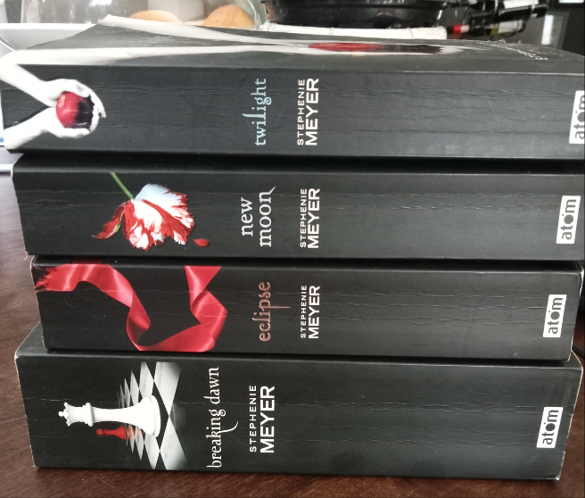 Twilight series Stephenie Meyer