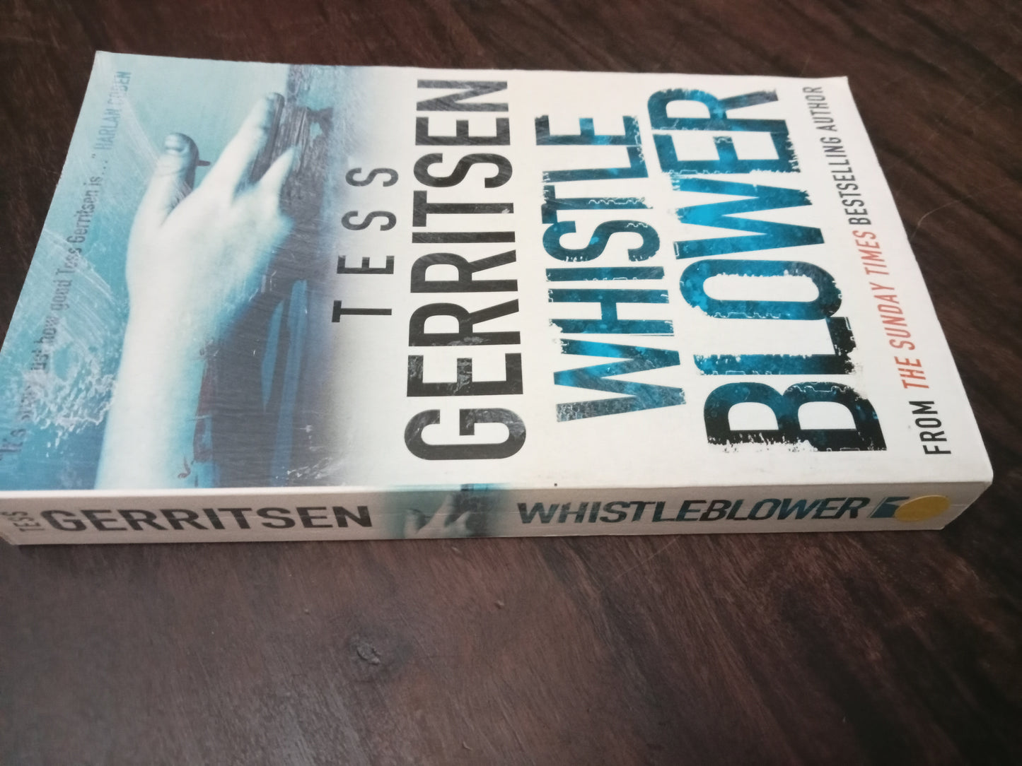 Gerritsen Tess, Whistle Blower