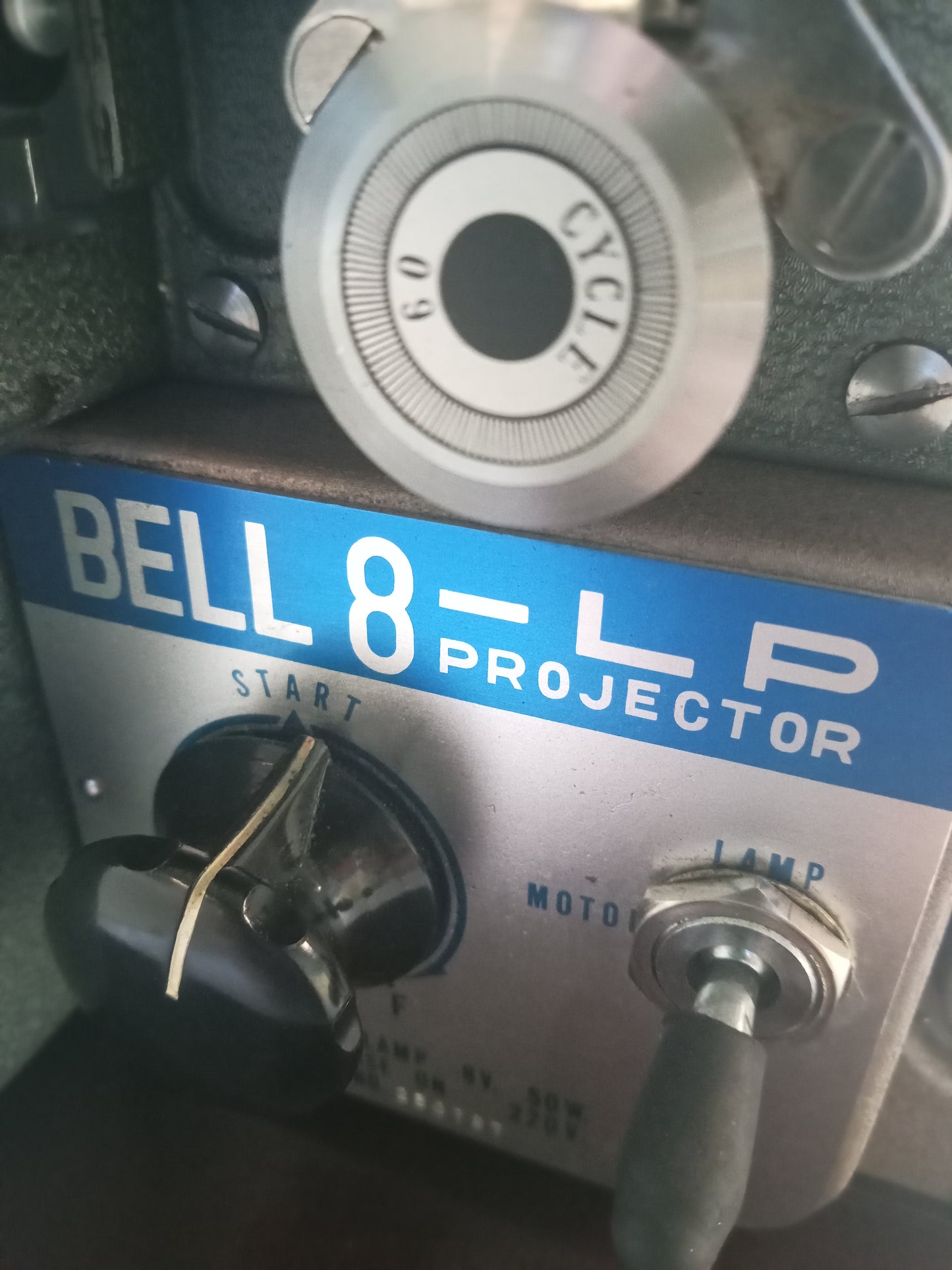 8mm Movie Projector Bell & Koon - Japan
