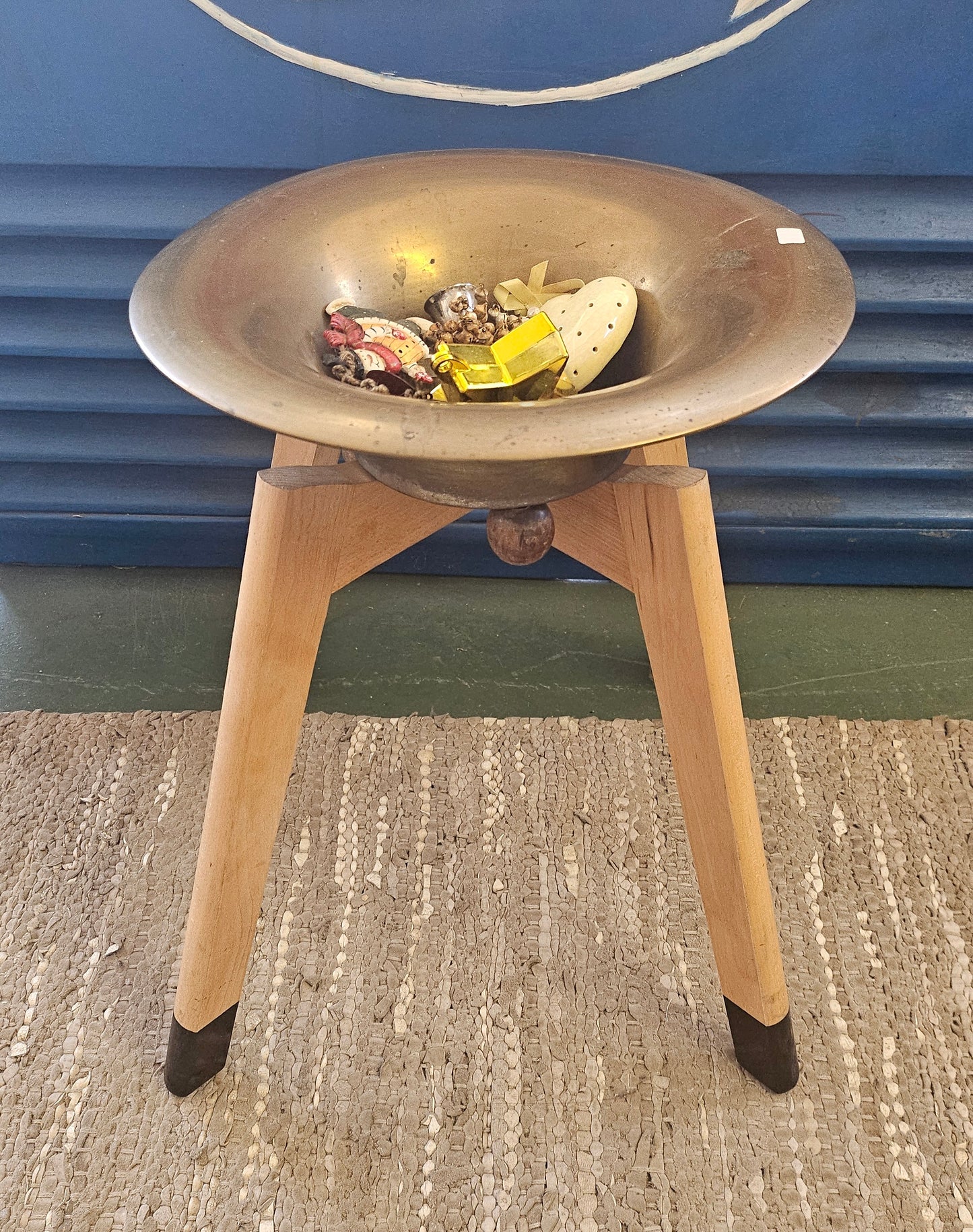 Versatile Little Table