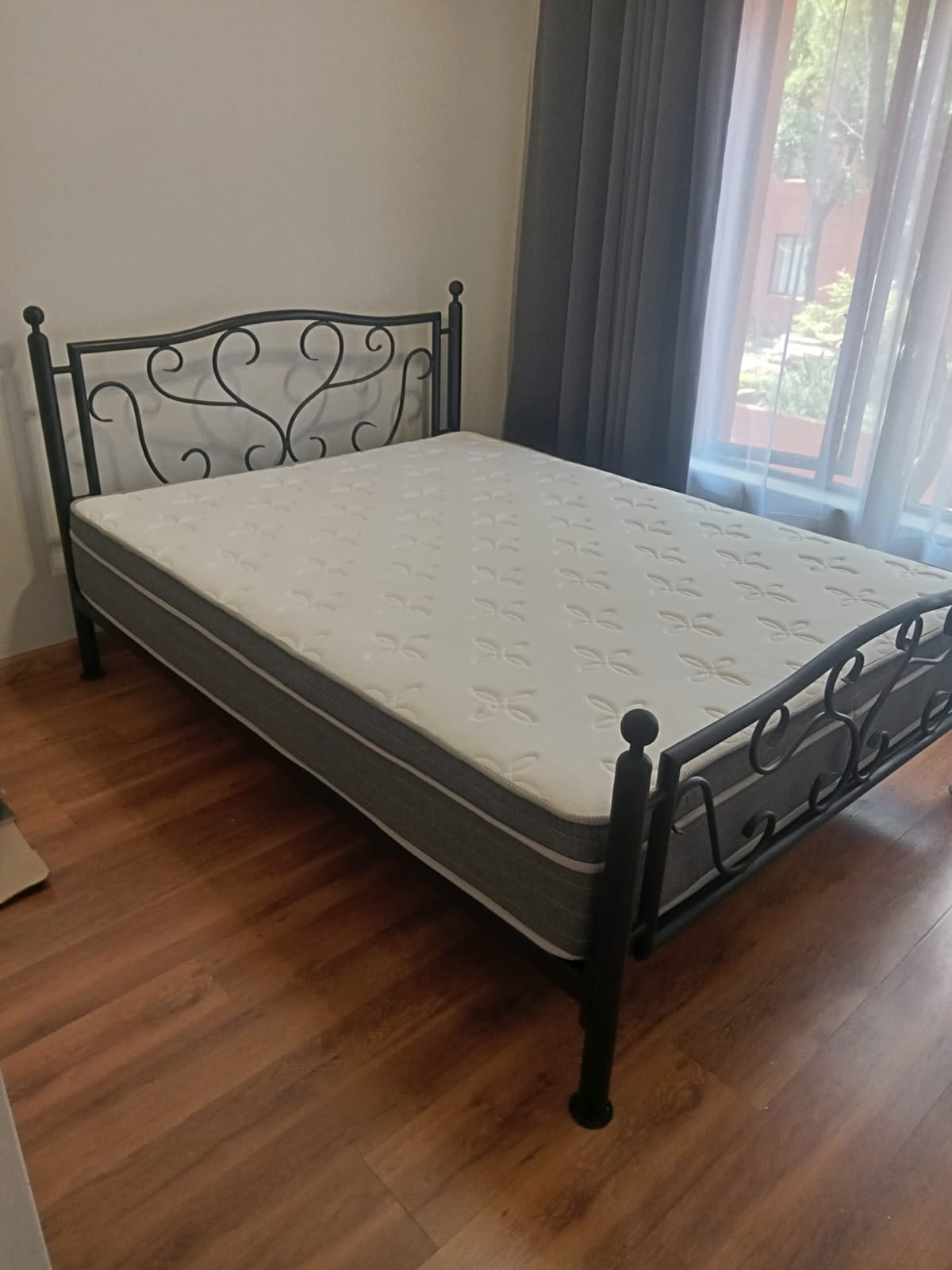 Wrought iron bed