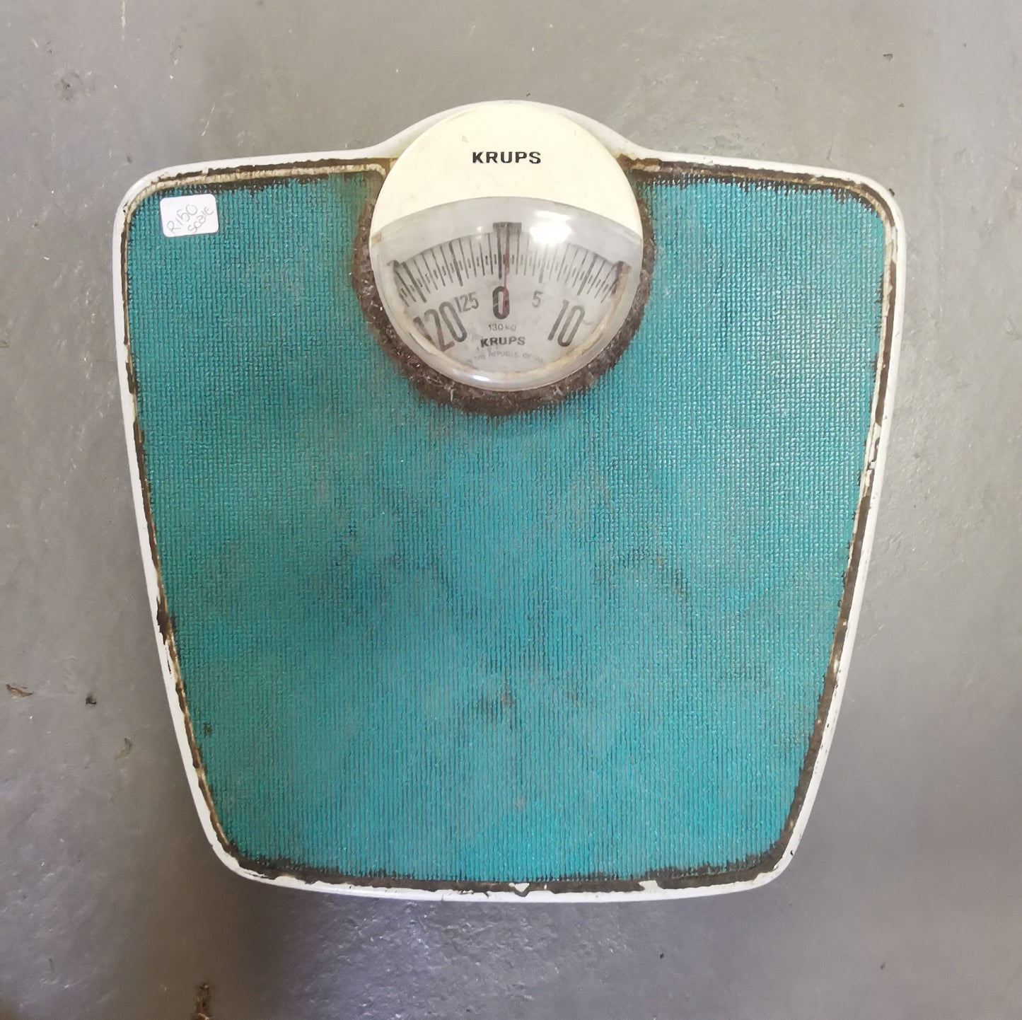 Vintage Turquoise Scale