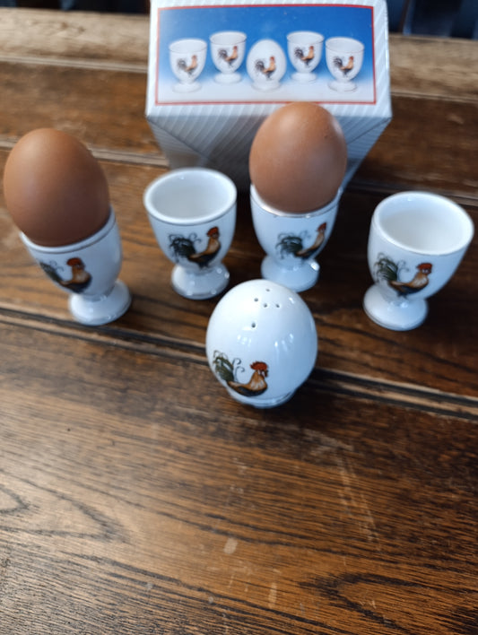 egg cups & salt cellar set