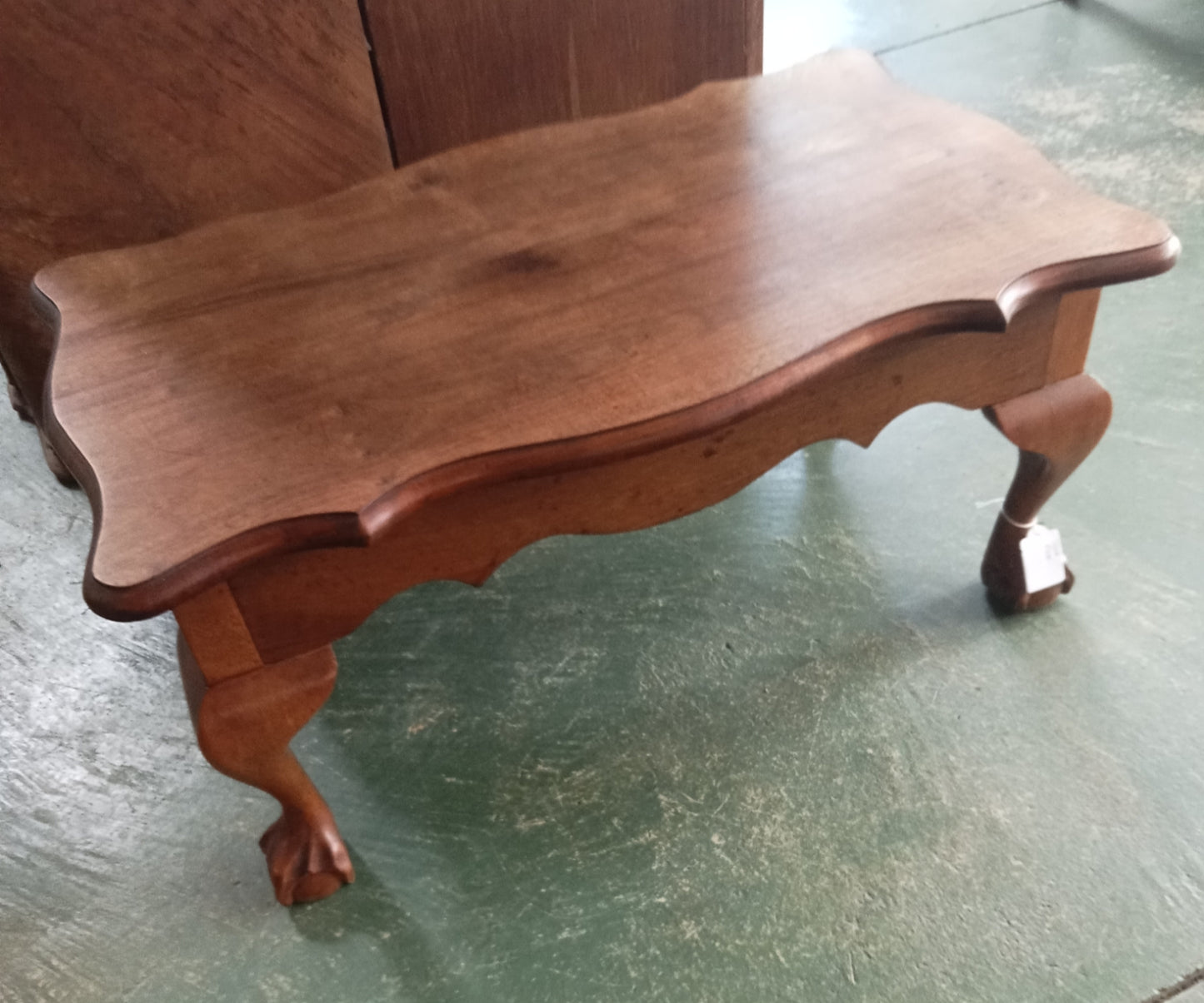 Small ball&claw coffee table