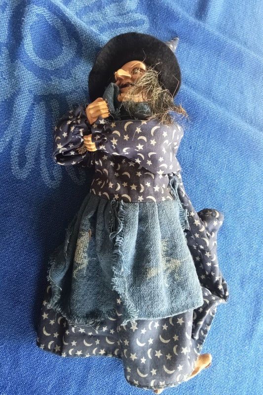 Kitchen Witch (3 out of 6)
