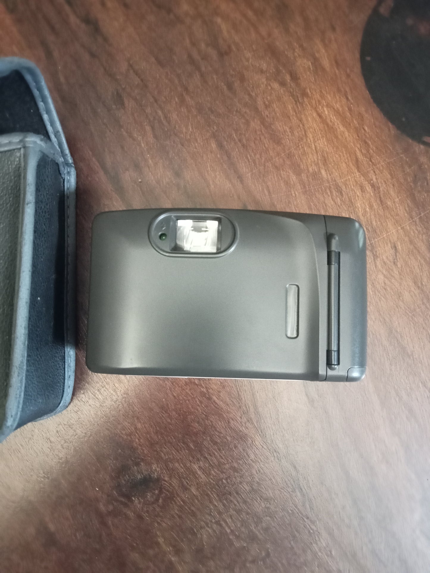 Nikon EF400SV 35mm film camera
