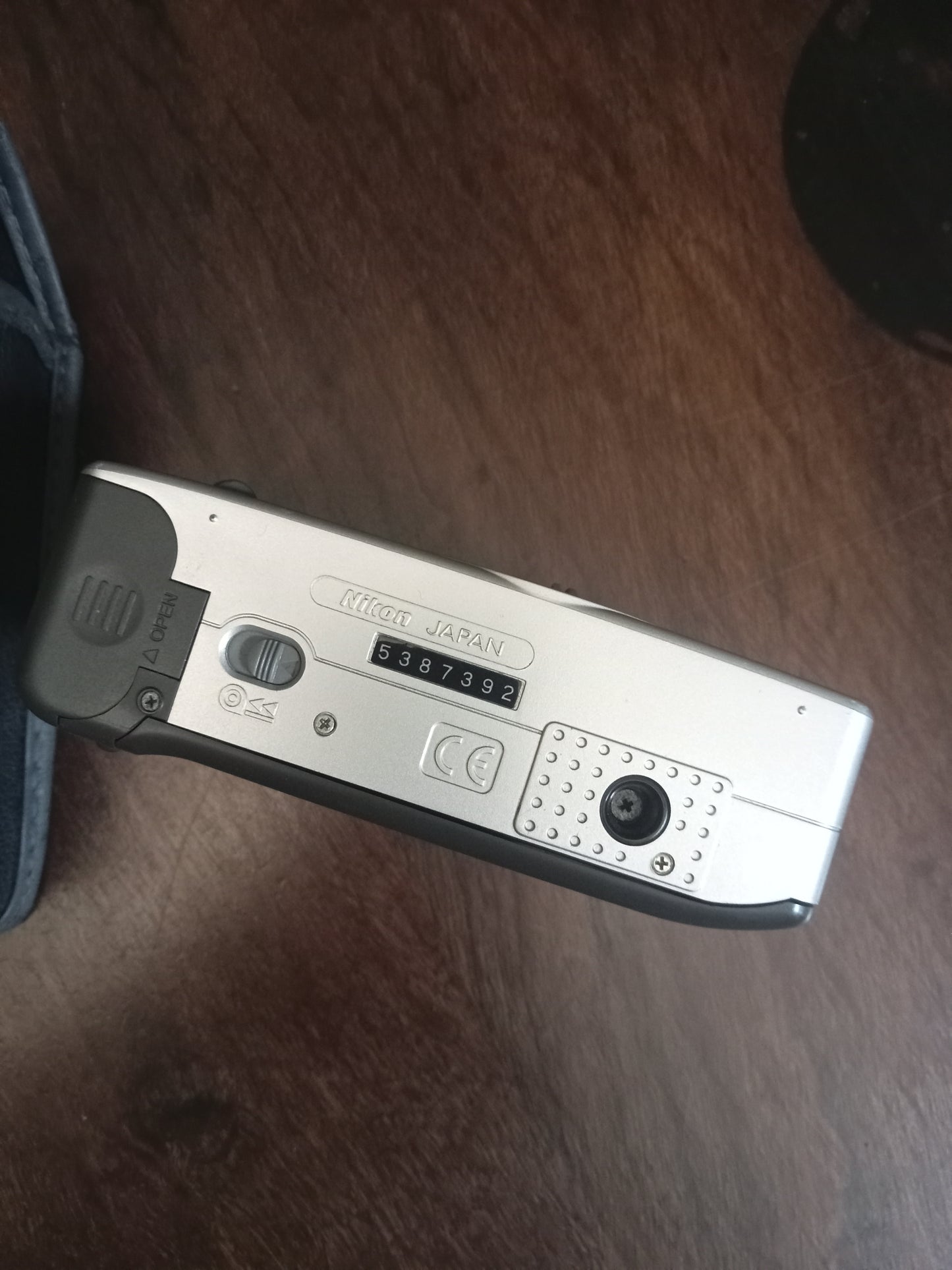 Nikon EF400SV 35mm film camera