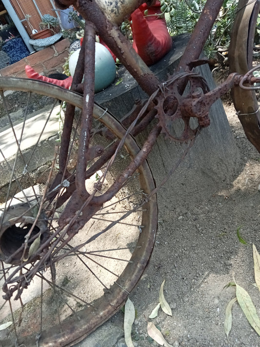 Handmade steel Deco bicycle