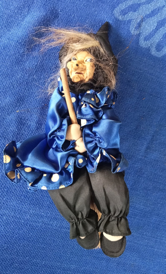 Kitchen Witch (5 out of 6)